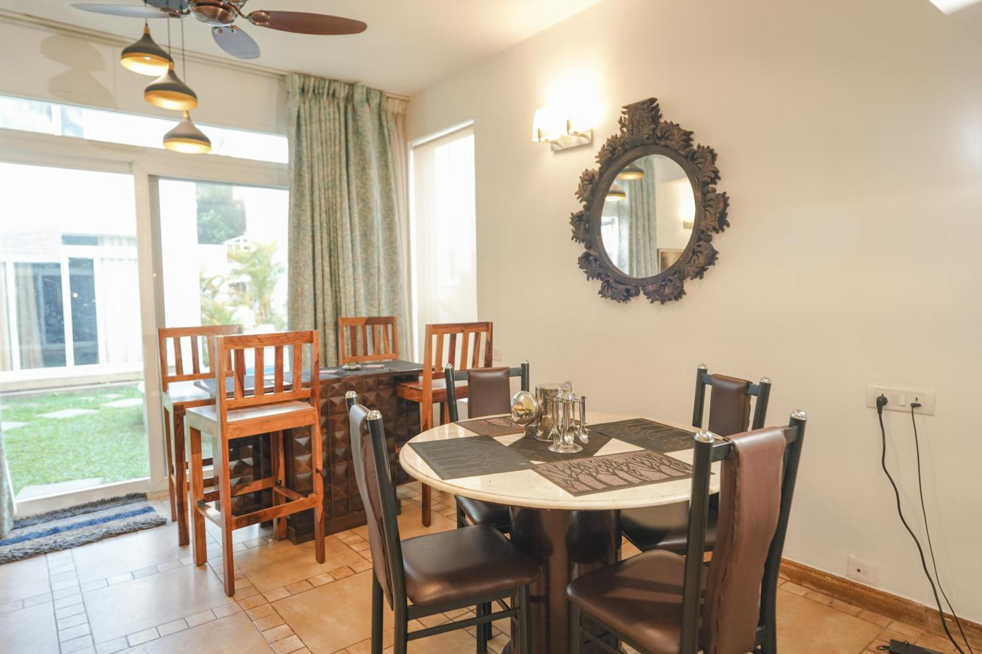 Villa M - Jia 3- 3Bhk In Candolim, Pool Facing, Near Beach, Breakfast Included Bagian luar foto