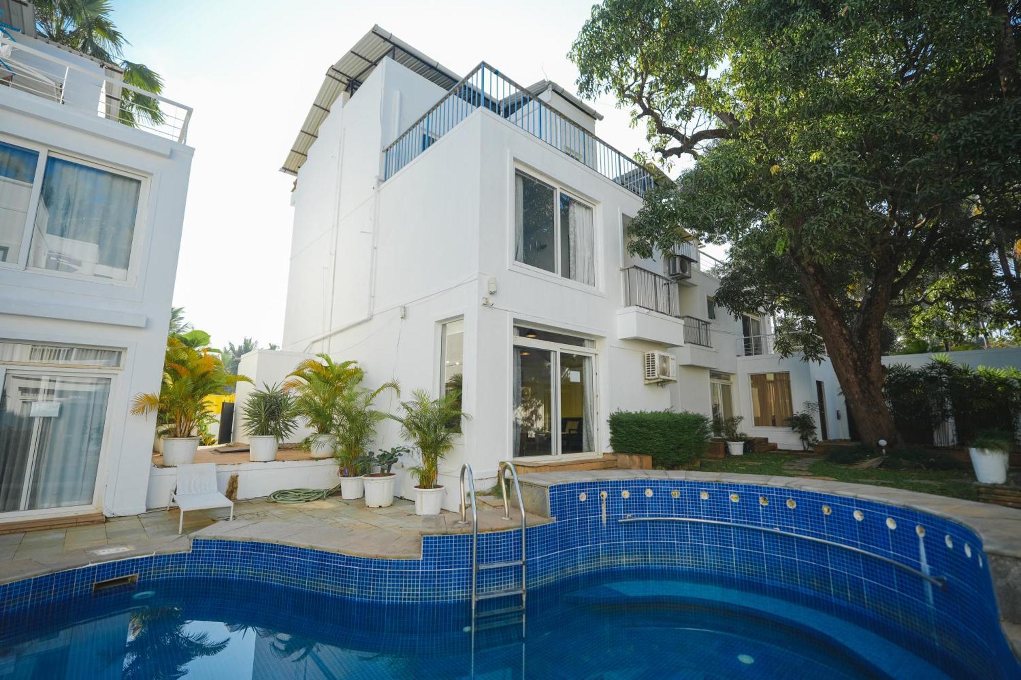 Villa M - Jia 3- 3Bhk In Candolim, Pool Facing, Near Beach, Breakfast Included Bagian luar foto